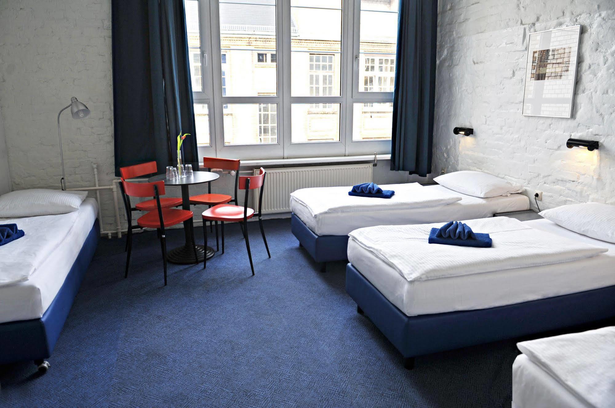 Hotel Transit เบอร์ลิน ภายนอก รูปภาพ